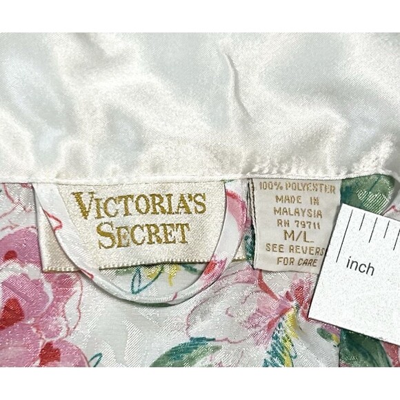 Victoria’s Secret Size M/L Gold Label White Floral Long Sleeves Robe Vintage - Picture 5 of 5